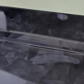 Samsung Fold 4 Katlama Yeri Çizgisi