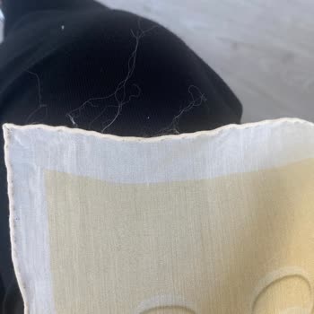 Yüksek Fiyatlı Şalda Beklenmedik Kalite Sorunu