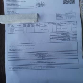 Turkcell Mağazasında Fahiş Fiyat Şoku: Aynı Telefon Pasajda Çok Daha Ucuz!