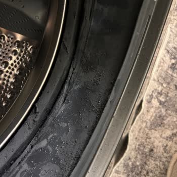 Bosch Çamaşır Makinemin Körük Lastiği 5 Ayda Parçalandı, Kullanıcı Hatası Denildi