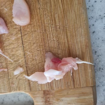 BİM Tazem Piliçten Plastik Parçası Çıkması