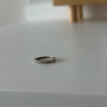 Altınbaş'tan Alınan Pırlanta Yüzüğün Taşları İki Kez Düştü, Çözüm Bekliyorum