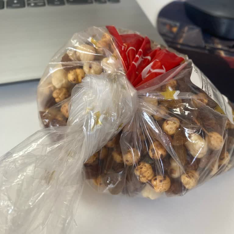 Aldığım Kuruyemişler Bayat Ve Taze Değildi