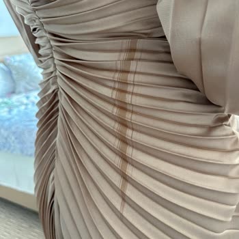 Hatalı Kumaş Ve Uyumlu Olmayan Şal Nedeniyle Hayal Kırıklığı