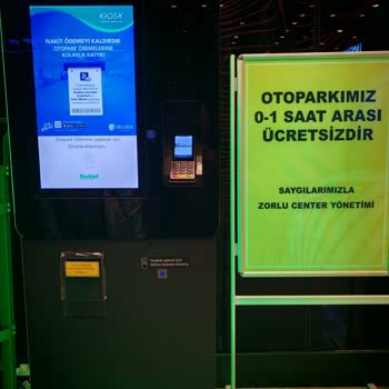 Zorlu Center Otoparkında Ücretsiz Park Kuralı Yıllardır İhlal Ediliyor
