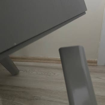 Yeni Aldığım Yatak Odası Takımında Kırık Ve Çatlak Sorunları