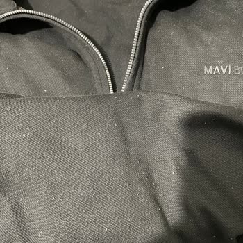 Yeni Alınan Sweatshirtte Renk Solması Ve Tüylenme Sorunu Red Edildi