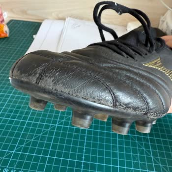 Yüksek Fiyatlı Mizuno Kramponun Konforsuzluğu Ve Garanti Sürecinde Mağduriyet