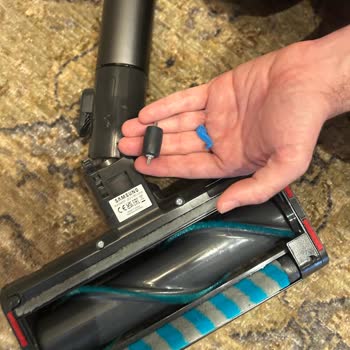 Yeni Alınan Süpürgenin Parçası Kısa Sürede Sürekli Çıkıyor Servis Çözüm Sunmuyor