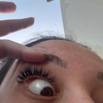 Başkent Kuaför İpek Kirpik İşleminde Fiyat Artışı Ve Kalitesiz Hizmet Mağduriyeti