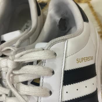 Adidas Ayakkabıda Erken Yırtılma Ve Koku Sorunu, İade Reddedildi