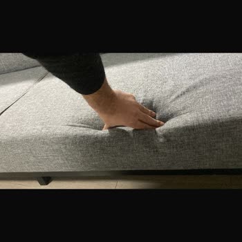 Koltuk Takımı Kısa Sürede Deforme Oldu, Çözüm İçin Muhatap Bulamıyoruz