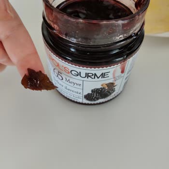 Reçel Kavanozlarında Yabancı Madde Ve Hijyen Endişesi