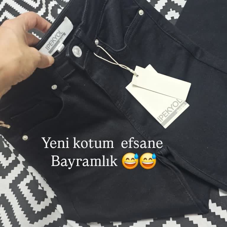 İpekyol Siyah Jean Pantolonun Rengi Hızla Soldu, Büyük Hayal Kırıklığı