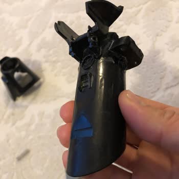 Bosch Unlimited 7 Süpürgede Kronik Parça Sorunları Ve Yüksek Servis Ücretleri