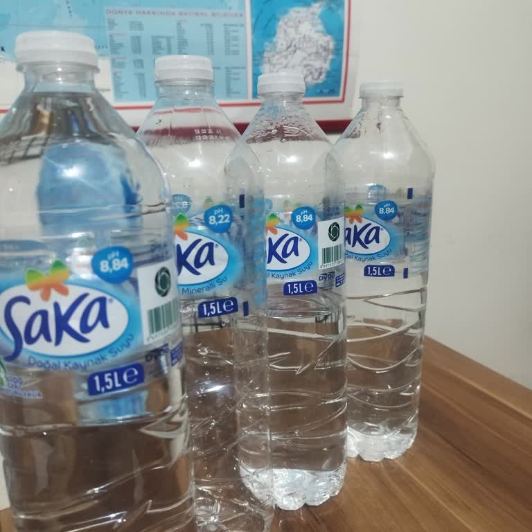 Saka Su Şişelerinde Farklı PH Değerleri Ve Etiket Karmaşası