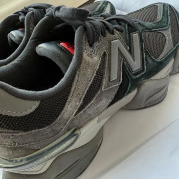 New Balance Ayakkabıda Renk Solması Ve Garanti Süresi Mağduriyeti