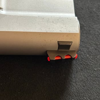 Yeni Alınan Tabancada Beklenmedik Boya Lekeleriyle Hayal Kırıklığı
