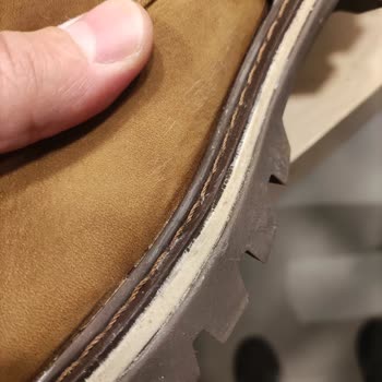 Kısa Sürede Tabanı Açılan Caterpillar Bot İçin İade Veya Değişim Talebi