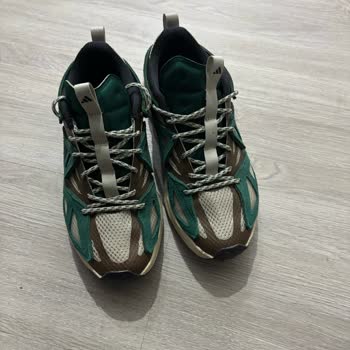 Adidas Ayakkabının Aşırı Ses Yapması Ve Müşteri Hizmetlerinden Olumsuz Yanıt