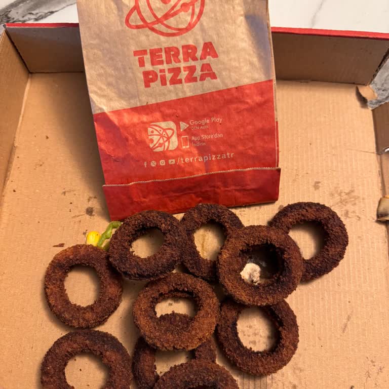 Terra Pizza Soğan Halkaları Yanık Ve Hijyen Endişesi Yaşadım