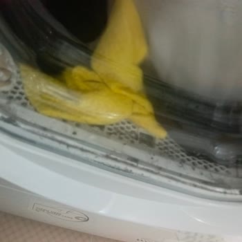 Makine Kapağında Su Ve Toz Birikmesi Sorunu Çözülemedi