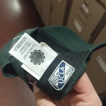 Ucla Şapka 5 Ayda Dayanıklılığını Kaybetti, Lekeler Çıkmıyor