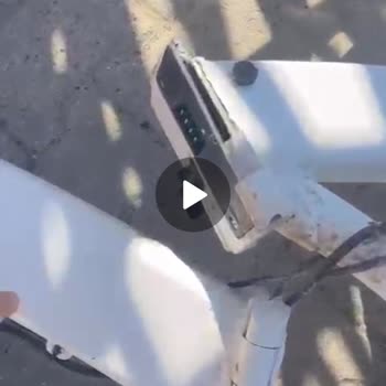 Elektrikli Bisiklet Yolda İkiye Bölündü Can Güvenliğimiz Tehlikede