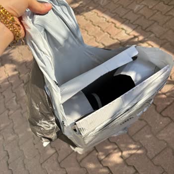 Açılmış Ve Hasarlı Kargo Teslimatı Şikayeti