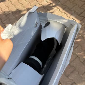 Açılmış Ve Hasarlı Kargo Teslimatı Şikayeti