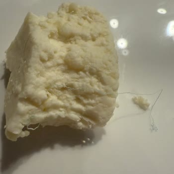 Peynirin İçinden Saç Plastik Ve İplik Çıktı Metro Neden Bu Markayı Satmaya Devam Ediyor