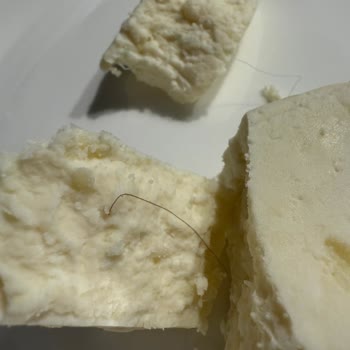 Peynirin İçinden Saç Plastik Ve İplik Çıktı Metro Neden Bu Markayı Satmaya Devam Ediyor