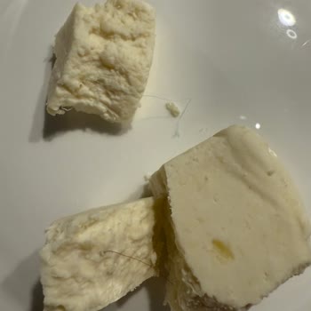 Peynirin İçinden Saç Plastik Ve İplik Çıktı Metro Neden Bu Markayı Satmaya Devam Ediyor