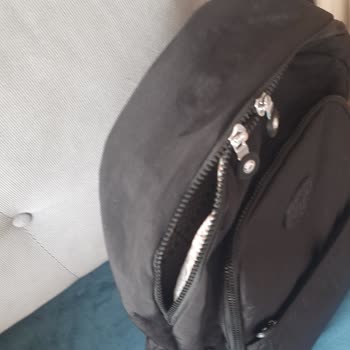 Fermuar Sorunu Çözülemedi, Arıza Formu Çantadan Çıktı