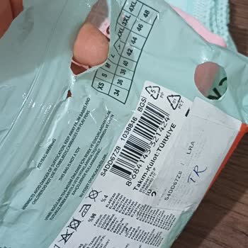 Eksik Gönderilen İç Çamaşırı Ve Etiket Fiyat Farkı Sorunu
