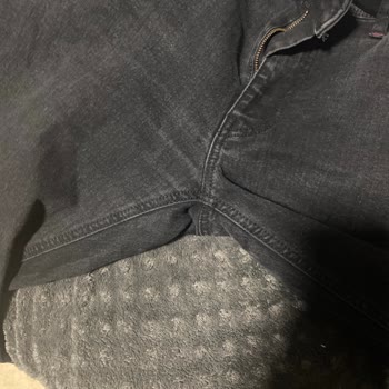 Yeni Alınan Pantolonun Rengi Yıkamada Değişti, Çözüm Bekliyorum