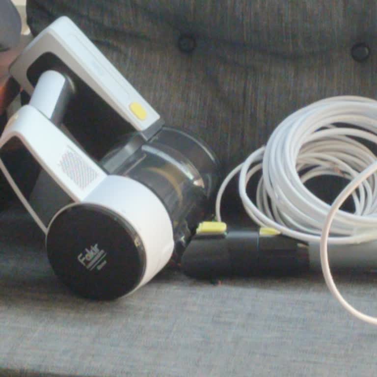 Hediye Süpürgenin Kırılan Parçası Ücretsiz Değiştirilmiyor