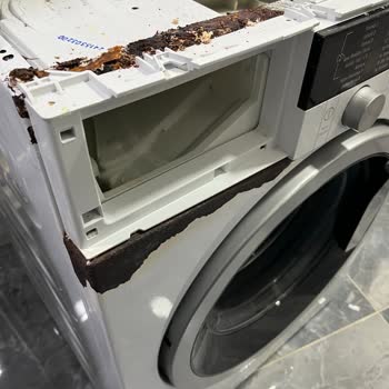 Arçelik Çamaşır Makinesinde Su Sızıntısı Ve Güvenlik Riski!
