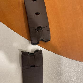 Kısa Sürede Parçalanan Kemer Hayal Kırıklığı Yarattı