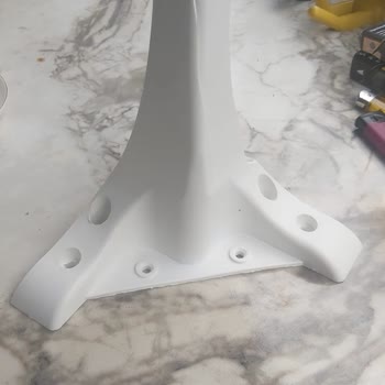 Satın Aldığım Pufların Ayakları Kırıldı, Firma İletişime Geçmiyor