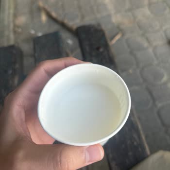 Bozuk Otomat Yüzünden Kahve Yerine Süt Satıldı, Paramı Geri İstiyorum!