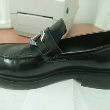 Derimod'dan Aldığım Ayakkabı Kısa Sürede Yırtıldı, Müşteri Hizmetleri Çözüm Sunmadı