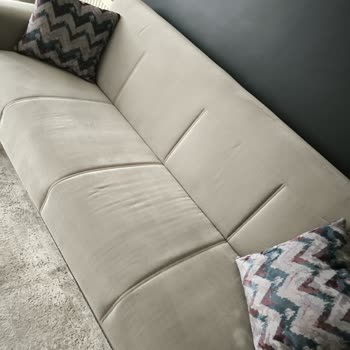 Koltuk Takımı Kumaş Ve Dikiş Sorunları 9 Aydır Çözülmedi