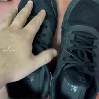 Skechers Ayakkabısında Fabrikasyon Dikiş Problemi Mevcut!
