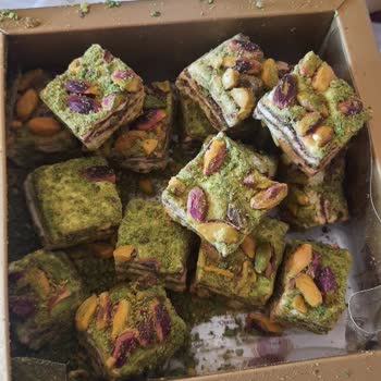 Ziya Efendi Cezerye Ve Kuruyemiş Bayat Ve Kalitesiz Ürünler, Müşteri Memnuniyetsizliği Arttı