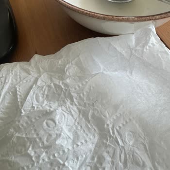 Dut Kurusundan Sürekli Kıl Çıkması Midemi Bulandırdı