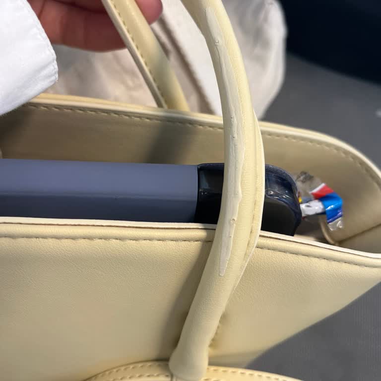 Manuka Çantalarda Tekrarlayan Leke Ve Kötü Dikiş Sorunu