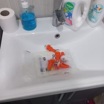 Yeni Alınan Çamaşır Makinesi Teslimatta Zarar Gördü Servis İlgisiz Kaldı