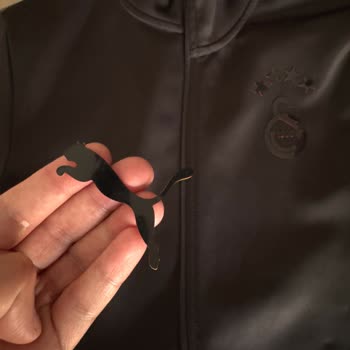 Tek Yıkamada Puma Logosu Söküldü, Çözüm Bekliyorum