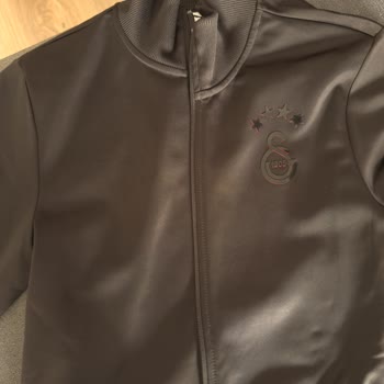 Tek Yıkamada Puma Logosu Söküldü, Çözüm Bekliyorum